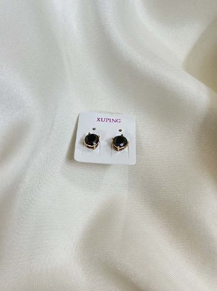 گوشواره میخی نگین مشکی برند ژوپینگ