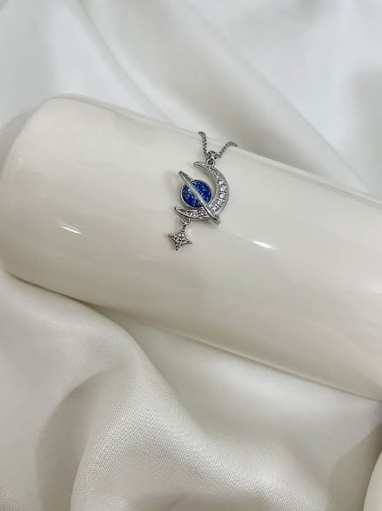 گردنبند زنانه ماه و زحل نقره ای