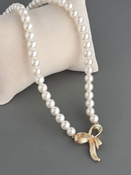 گردنبند زنانه مرواریدی پاپیون