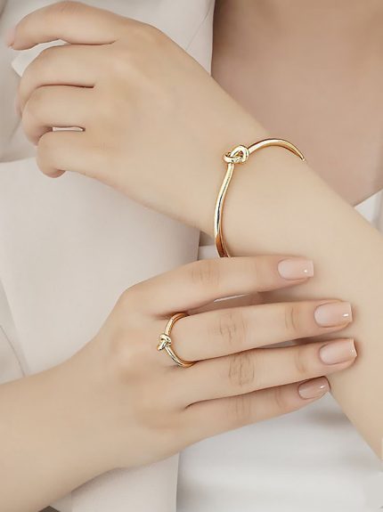 ست دستبند النگویی و انگشتر گره برند ysx